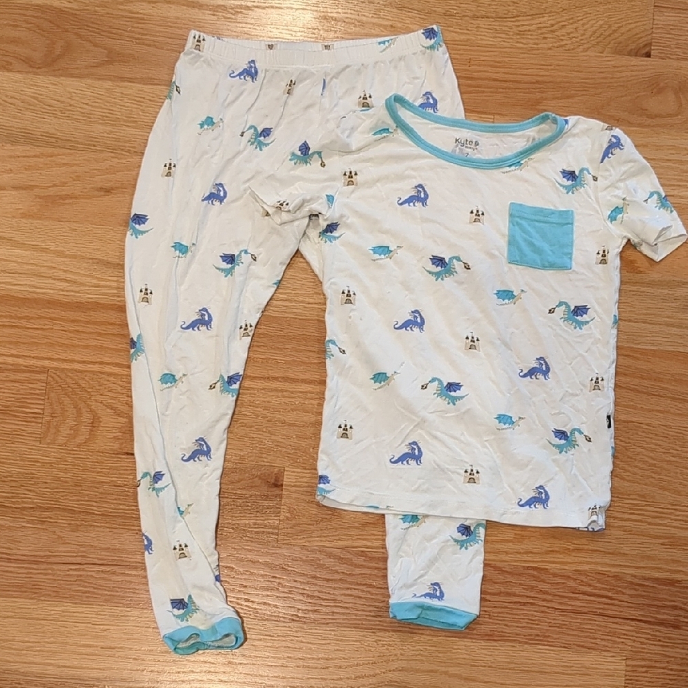 Kyte baby Size 7 Kids Pajamas with Dragon And Castles Print - Blue and White